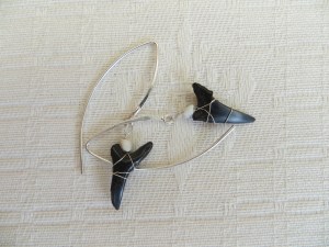 haaientandoorbelzilve1